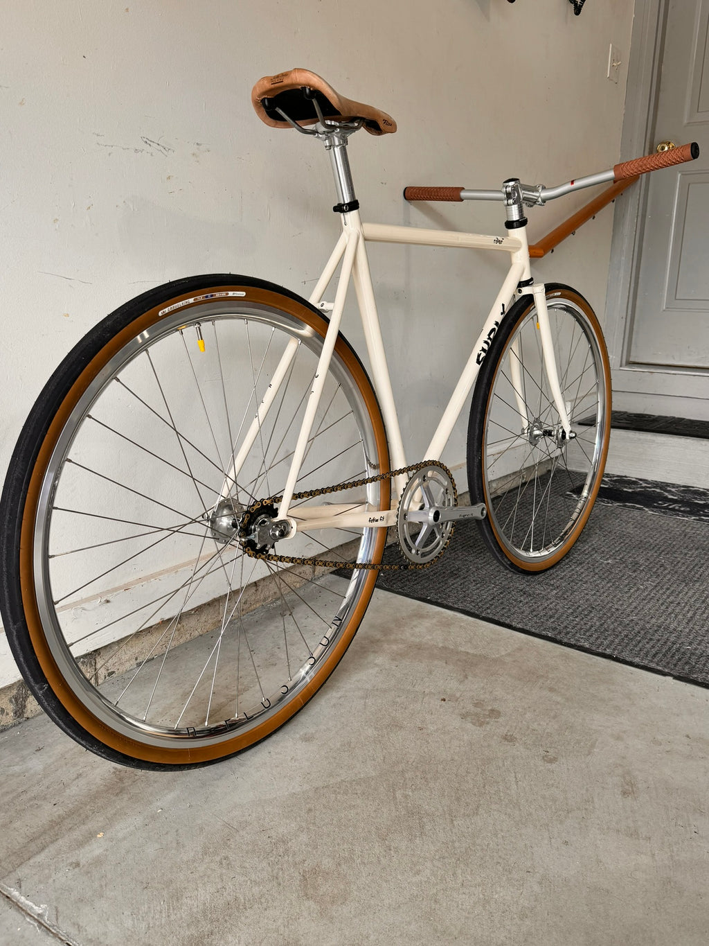 Surly Cream Roller™ 53cm Track Bike