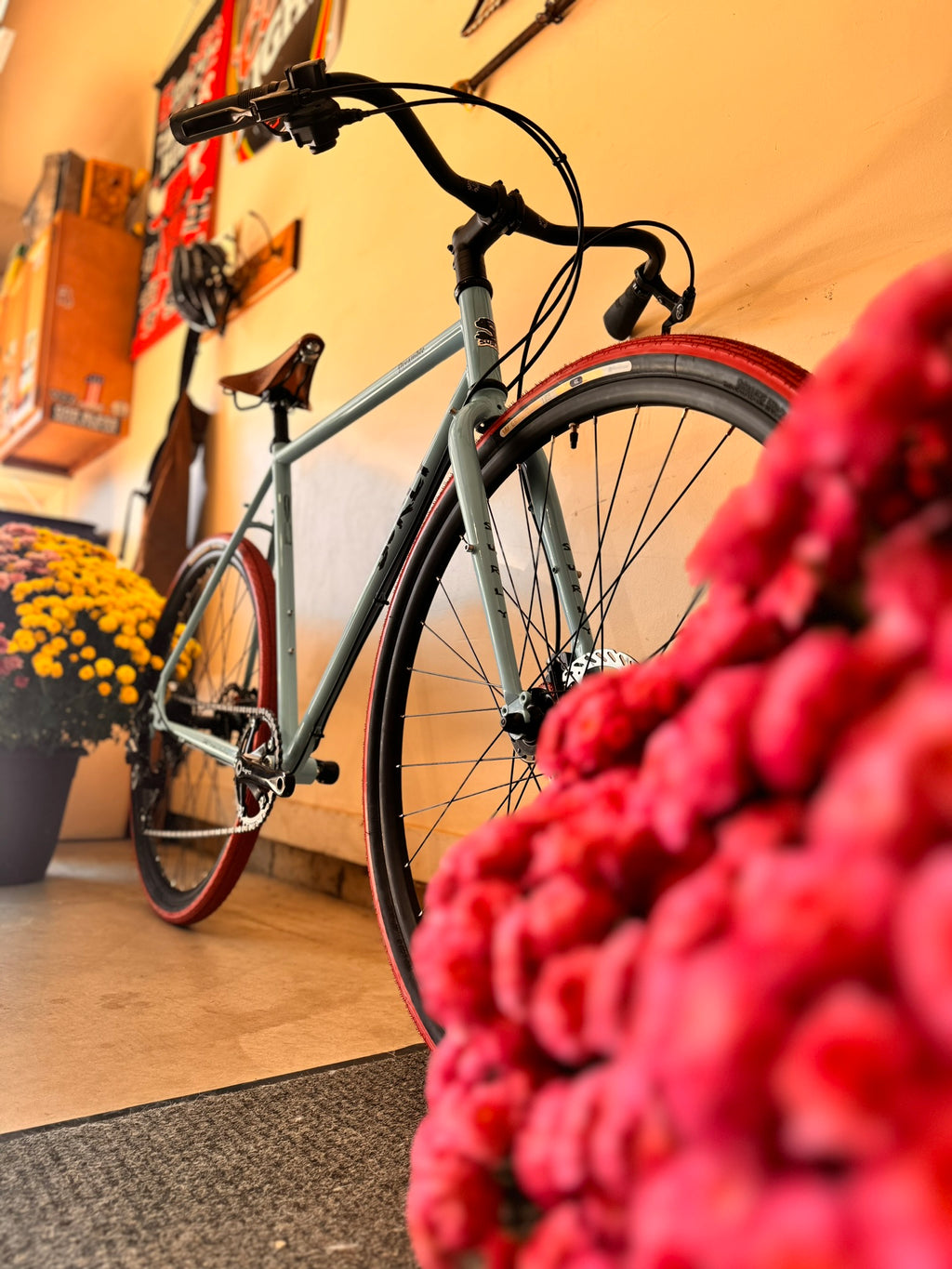 Surly Preamble Skyrim Blue Medium Very Fine Condition